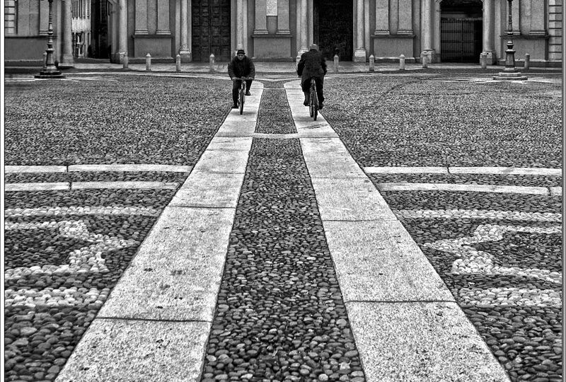 IN-DIREZIONE-CONTRARIA