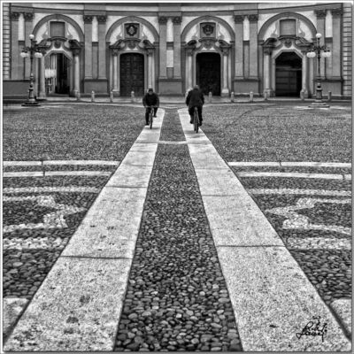 IN-DIREZIONE-CONTRARIA