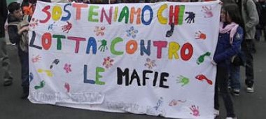 sosteniamo antimafia